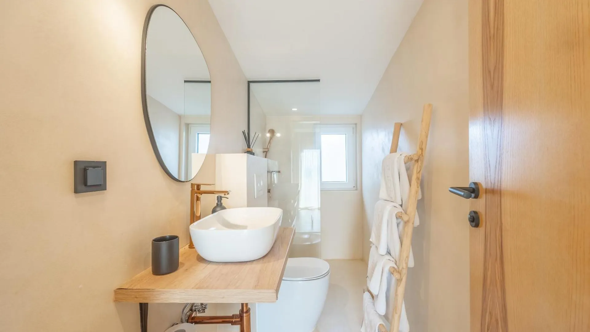 Lo͝Or Luxury Retreat Hotel Stobreč