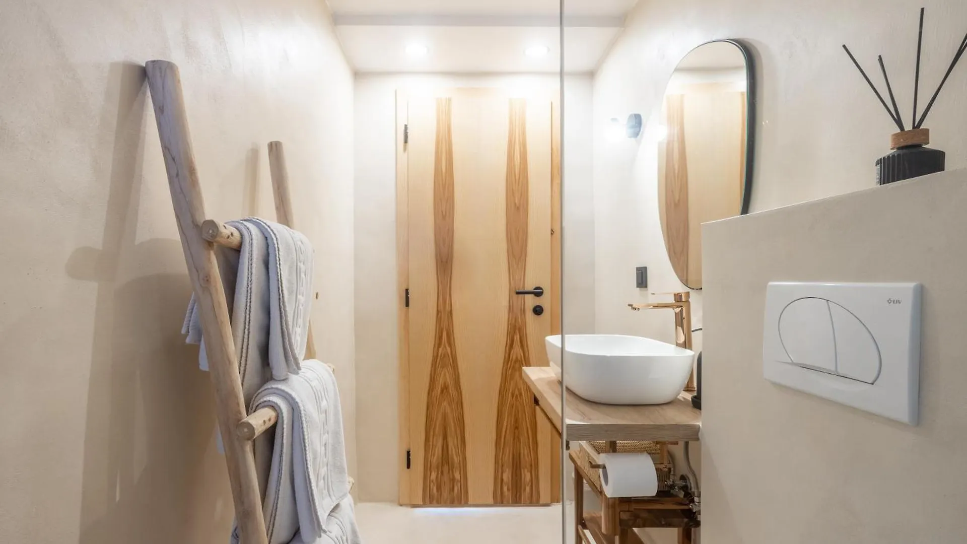 Lo͝Or Luxury Retreat Hotel Stobreč